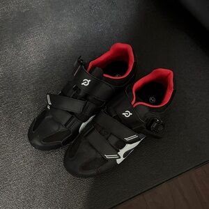 Peloton Black and Red Athletic Cycling Shoes